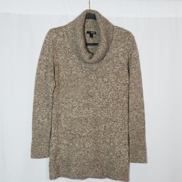 a.n.a Sweaters - A.n.a. Sweater scoop neck Size Large